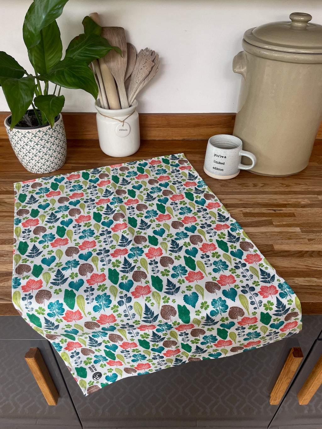 Botanical leaf Tea Towel