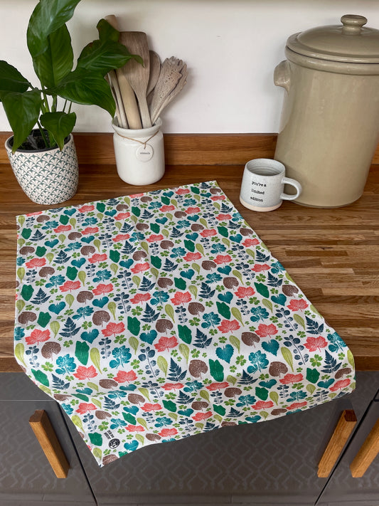 Botanical leaf Tea Towel