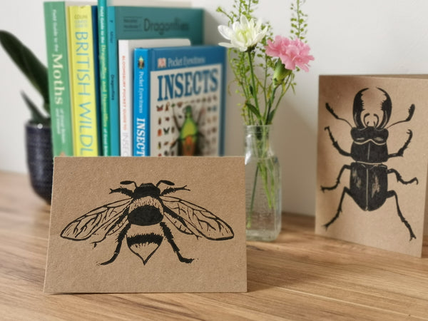 Bumblebee greeting card - on Kraft