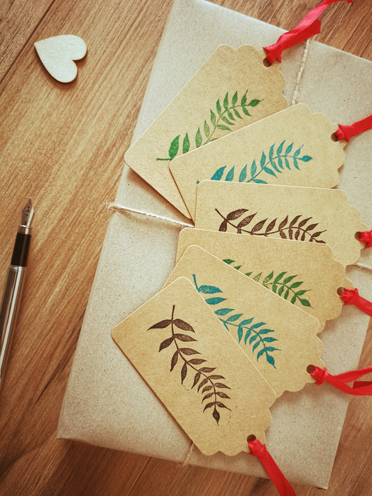 Botanical Christmas gift tags- pack of 6